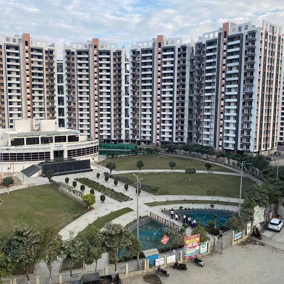 Aerial view of Shiv Kailasa township garden and towers